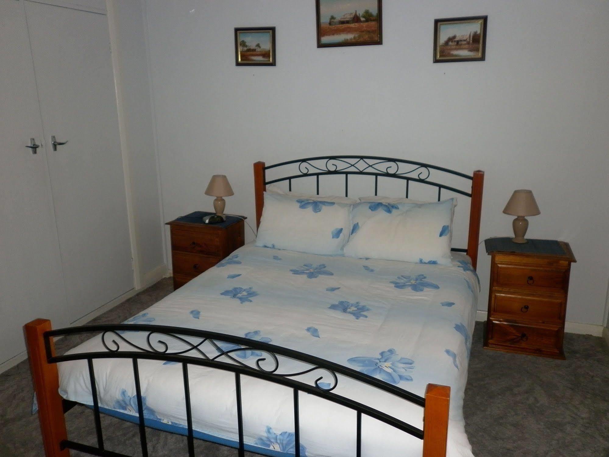 Daydream Motel And Apartments Broken Hill Exterior foto